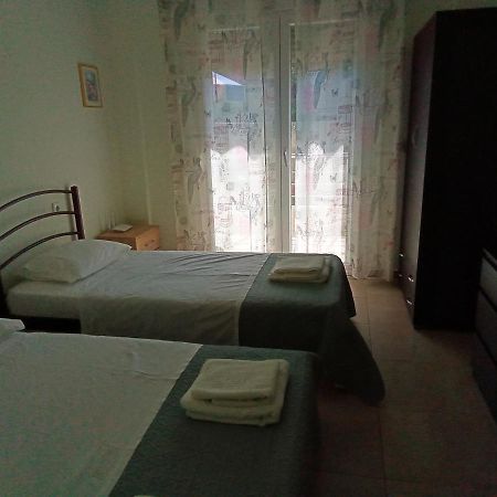 Irina Haus Apartment Gerakini Bagian luar foto