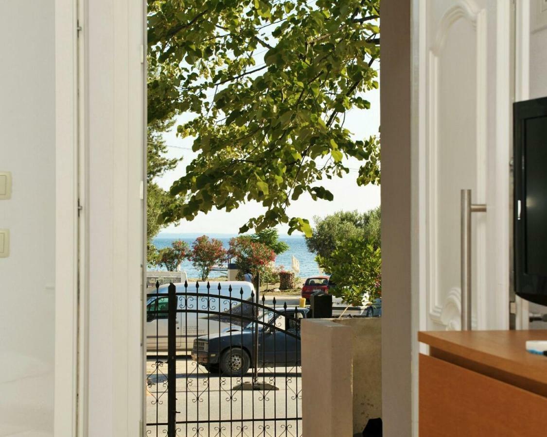 Irina Haus Apartment Gerakini Bagian luar foto
